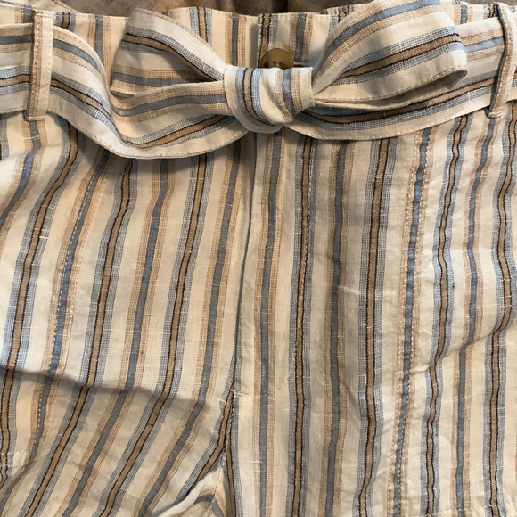 Lou & Grey Striped linen shorts - Picture 3 of 3